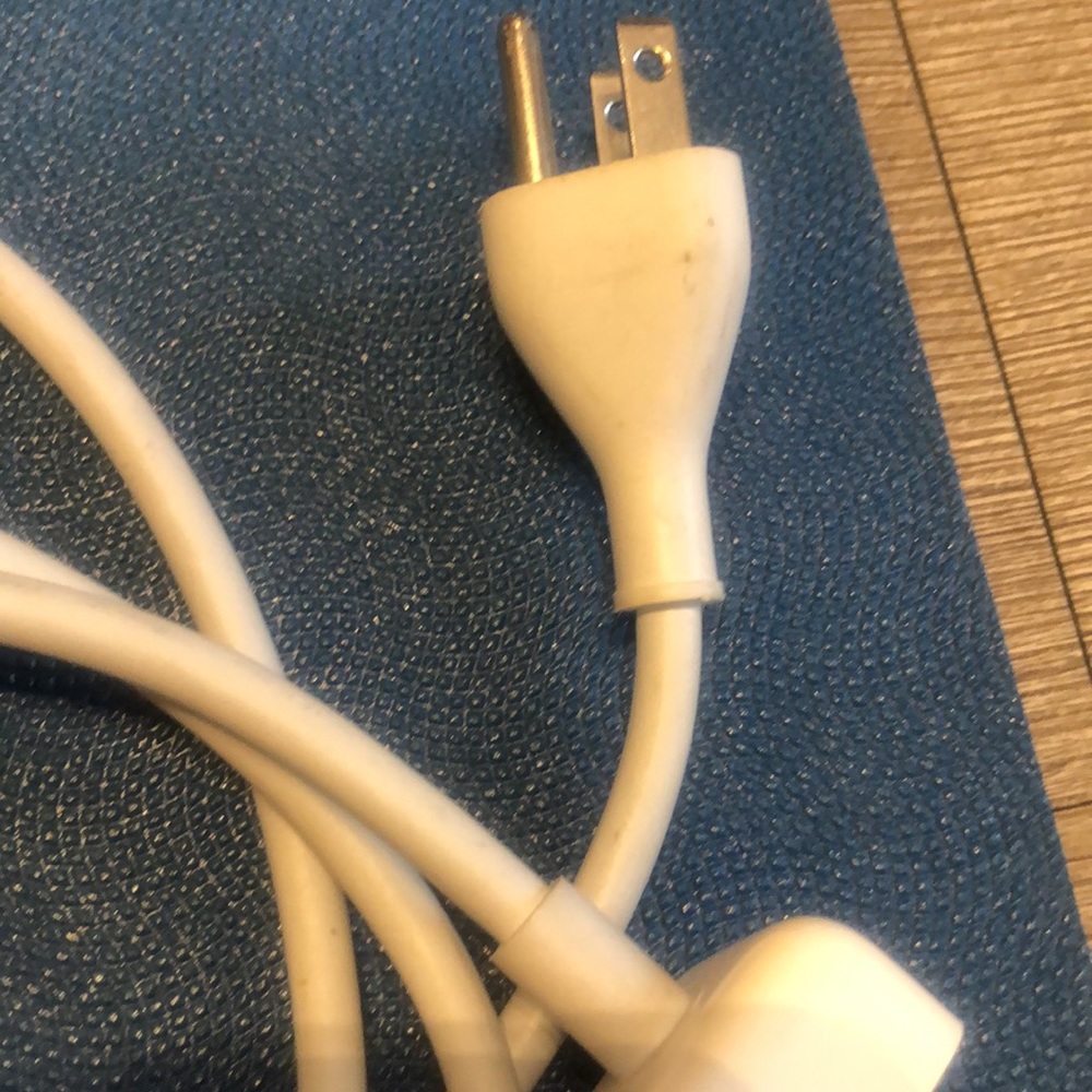 Apple Power Adapter Extension Cable - Picture 3 of 3